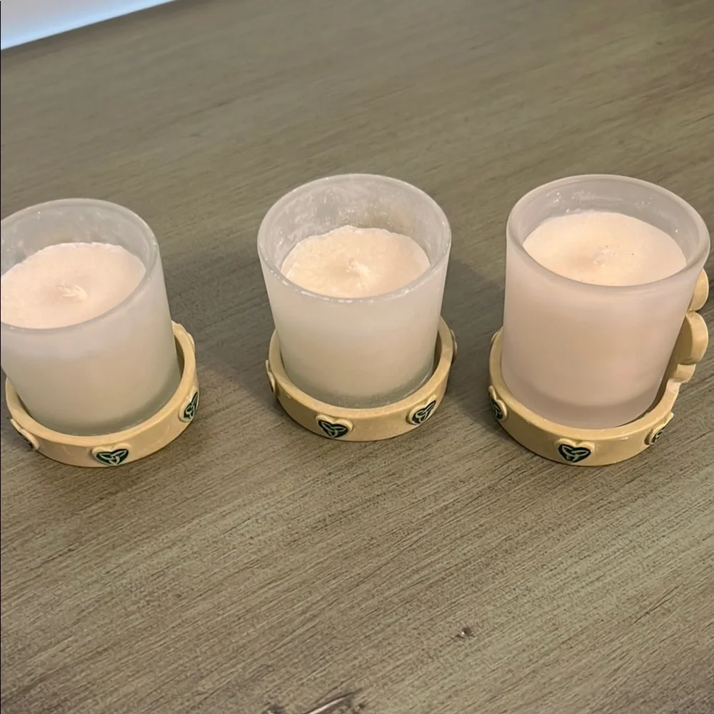 Cream and Green Shamrock Candle Holders Accents - Picture 2 of 4